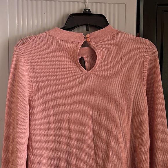 Womens Chic & Stylish Long Sleeve lightweight Blouse. - Picture 3 of 3